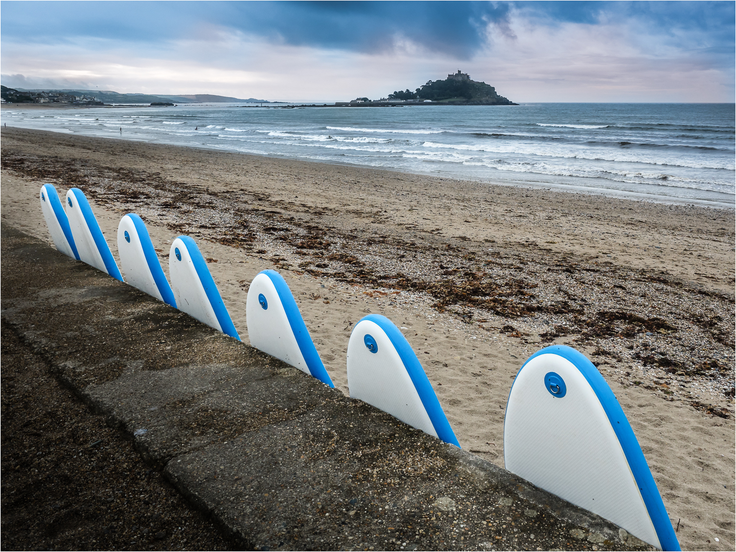 Fred Tiong Surfs Up at St Michaels Mount 8 Digital Projected Open A Grade July 2019   Hands & Feet