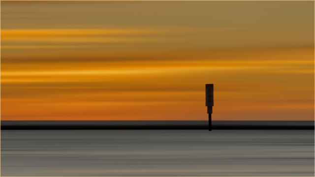 Ross Lange SunsetSign Top Merit 640x480 April 2020   Minimalist