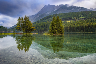 Top Merit Peter Barrien EFIAP FAPS Reflecting on Medicine Lake 10 320x240 September 2020   Night Photography