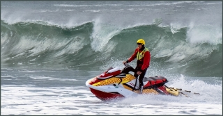 Digital Projected Open A Grade Mosel Pauline 8 Surf Rescue 1 1 320x240 March 2023   Human or Animal Action
