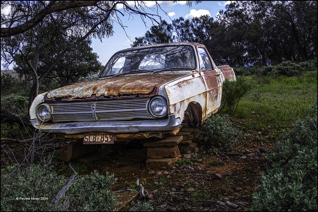 Pauline Mosel Abandoned Car January 2024   Abandoned