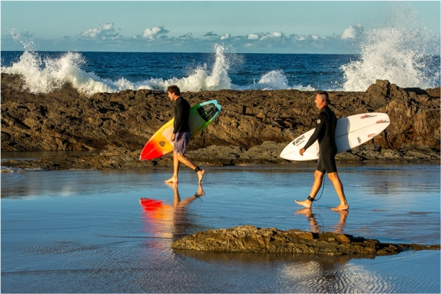 John Hodgson EFIAPb AF EFIAP FAPS AV GMAPS Two Surfers Surfing Highly Commended 8 640x480 November 2024   Botanicals