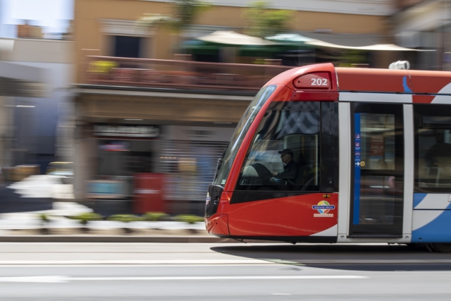 OReilly Mark Digital Projected Open B Grade 8 Adelaide Tram 640x480 July 2022   Action